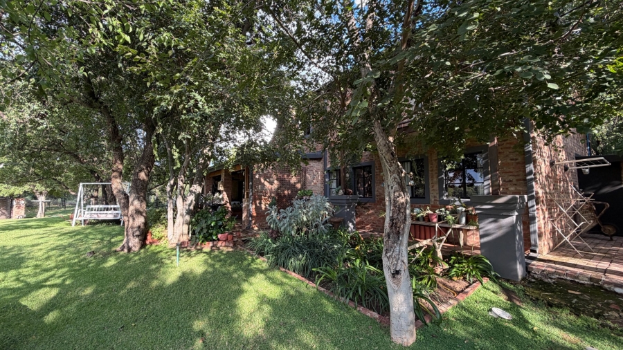  Bedroom Property for Sale in Viljoenskroon Rural Free State